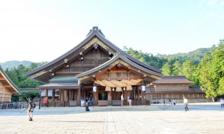 The Site of The Kuni Yuzuri Myth: The Shrine Where the High-Rise Palace Was Built