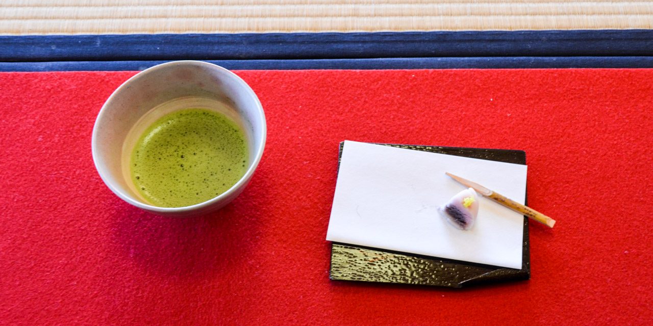 Kakegawa Castle and Ninomaru Tea House