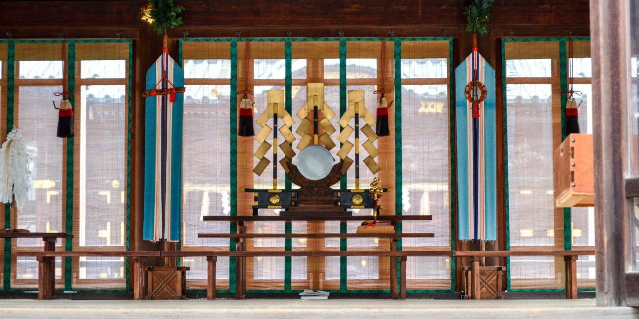 Shrine That Granted the Wish to Establish the First Samurai Government