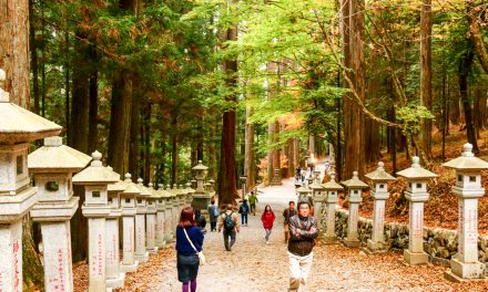 An Ancient Temporary Palace Site of Yamato Takeru Situated in Beautiful Mountains & Rivers